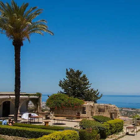 Perla Orient 21, A 1 Bedroom Luxury City Apartment, Sleeps Up To 4, Up To 50 Megabit Wifi, Walking Distance To Ivf Clinics Hospitals, Shops, Beaches And Bars And Restaurants Kyrenia (Northern Cyprus)