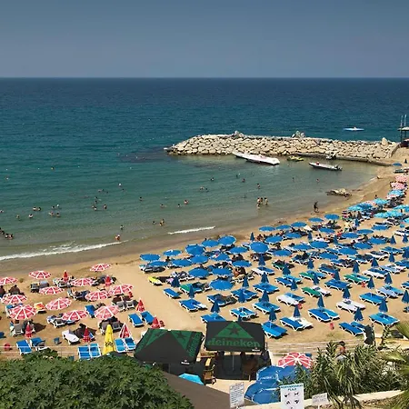 Perla Orient 21, A 1 Bedroom Luxury City Apartment, Sleeps Up To 4, Up To 50 Megabit Wifi, Walking Distance To Ivf Clinics Hospitals, Shops, Beaches And Bars And Restaurants