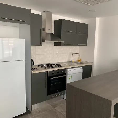 Perla Orient 21, A 1 Bedroom Luxury City Apartment, Sleeps Up To 4, Up To 50 Megabit Wifi, Walking Distance To Ivf Clinics Hospitals, Shops, Beaches And Bars And Restaurants * Kyrenia (Northern Cyprus)