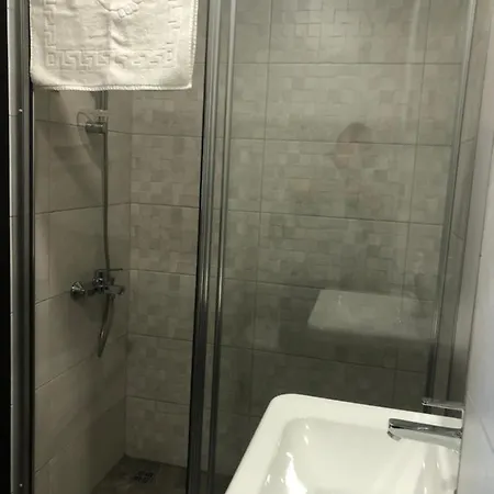 Perla Orient 21, A 1 Bedroom Luxury City Apartment, Sleeps Up To 4, Up To 50 Megabit Wifi, Walking Distance To Ivf Clinics Hospitals, Shops, Beaches And Bars And Restaurants Apartment