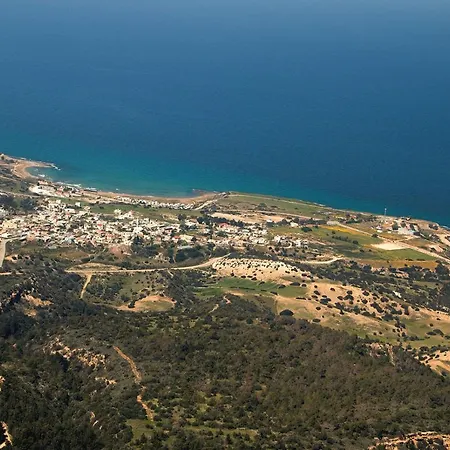 Perla Orient 21, A 1 Bedroom Luxury City Apartment, Sleeps Up To 4, Up To 50 Megabit Wifi, Walking Distance To Ivf Clinics Hospitals, Shops, Beaches And Bars And Restaurants * 키레니아