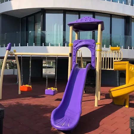 아파트 Perla Orient 21, A 1 Bedroom Luxury City Apartment, Sleeps Up To 4, Up To 50 Megabit Wifi, Walking Distance To Ivf Clinics Hospitals, Shops, Beaches And Bars And Restaurants